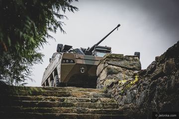 Zamiłowanie do militariów przekazał mi ojciec