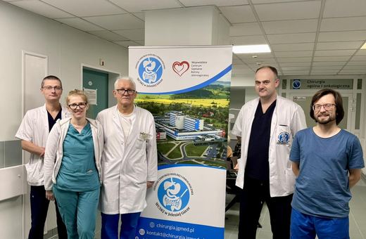 Zespół chirurgów pokonał trudny nowotwór