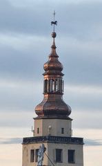 Wieża kościoła w Kowarach lśni nowym blaskiem