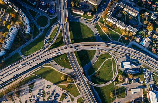 Rozwój transportu w Polsce otwiera nowe możliwości dla mieszkańców
