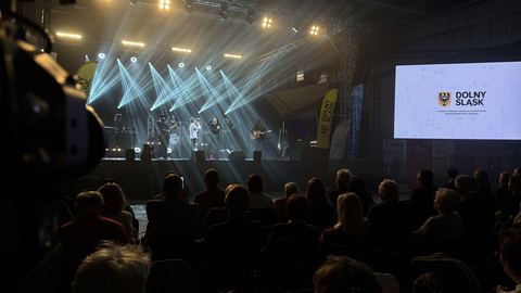 Koncert charytatywny „Zaczarowane Święta”