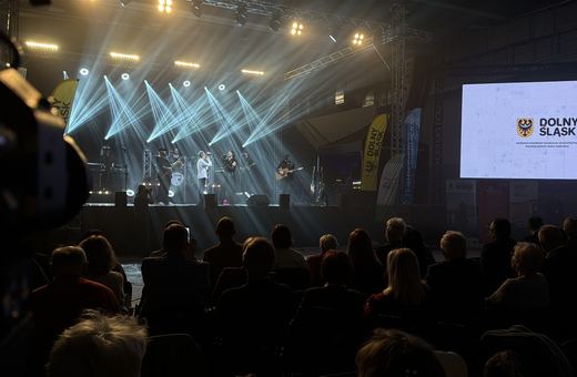 Koncert charytatywny „Zaczarowane Święta”