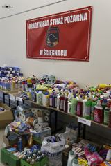 „Paczka dla Seniora 2025": strażacy przekazali pomoc potrzebującym