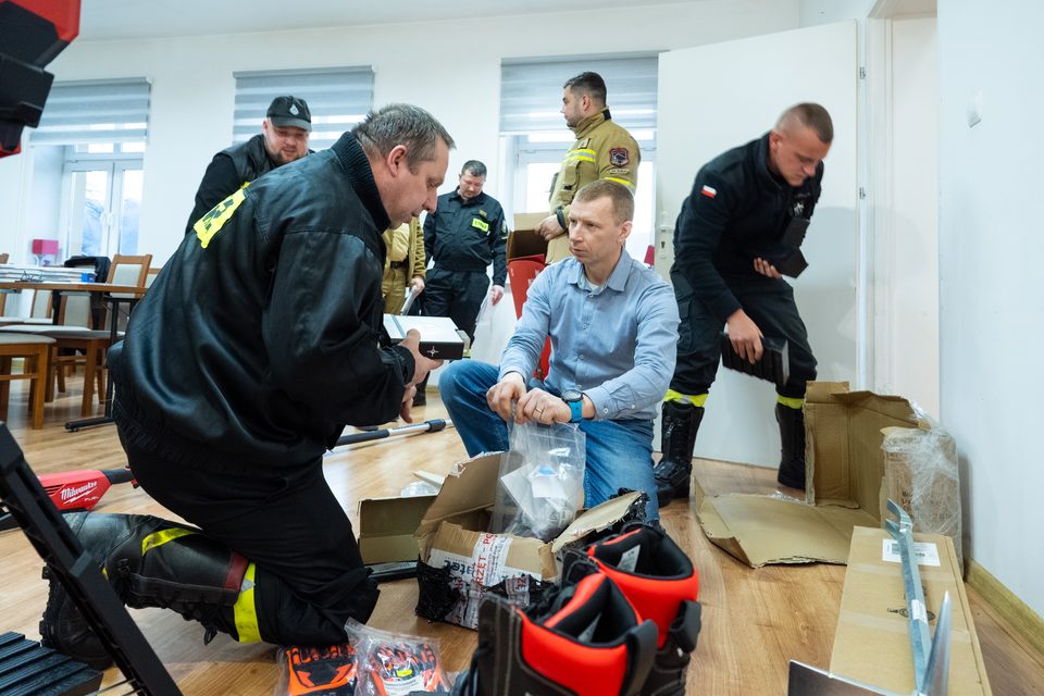 Strażacy z Podgórzyna z nowym wyposażeniem