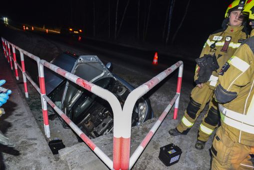 Rano i wieczorem ślisko na drogach