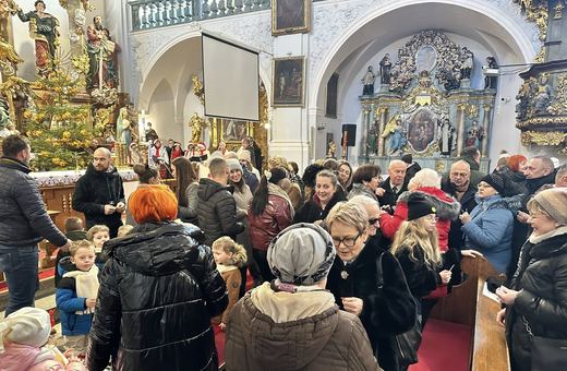W Cieplicach łamali się opłatkiem