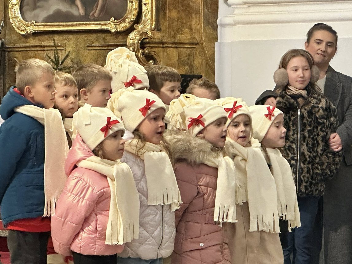 W Cieplicach łamali się opłatkiem