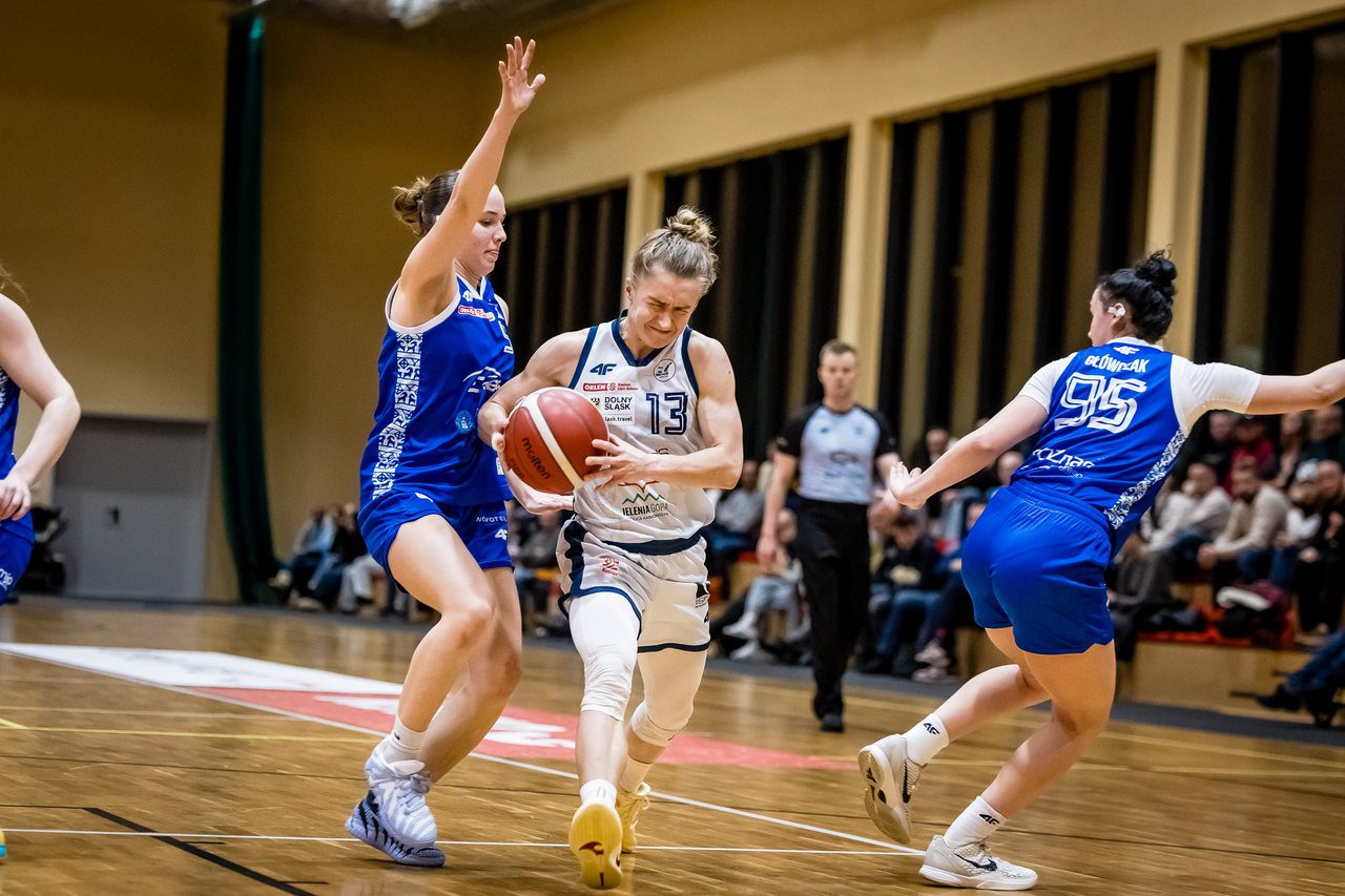 Świetne Jastina i Kinga, ale na Poznań to za mało