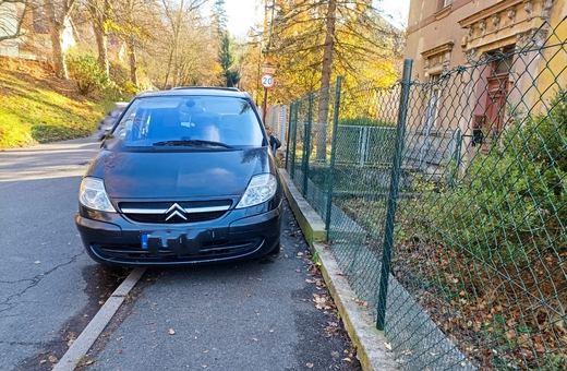 Nieprawidłowe parkowanie drogo kosztuje