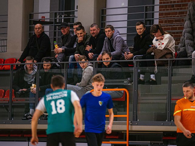 Piłkarze amatorzy na boisku