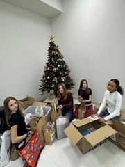 Przedszkolaki niosły seniorom świąteczną radość