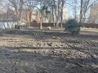 Remont parku przy Zameczku potrwa dłużej