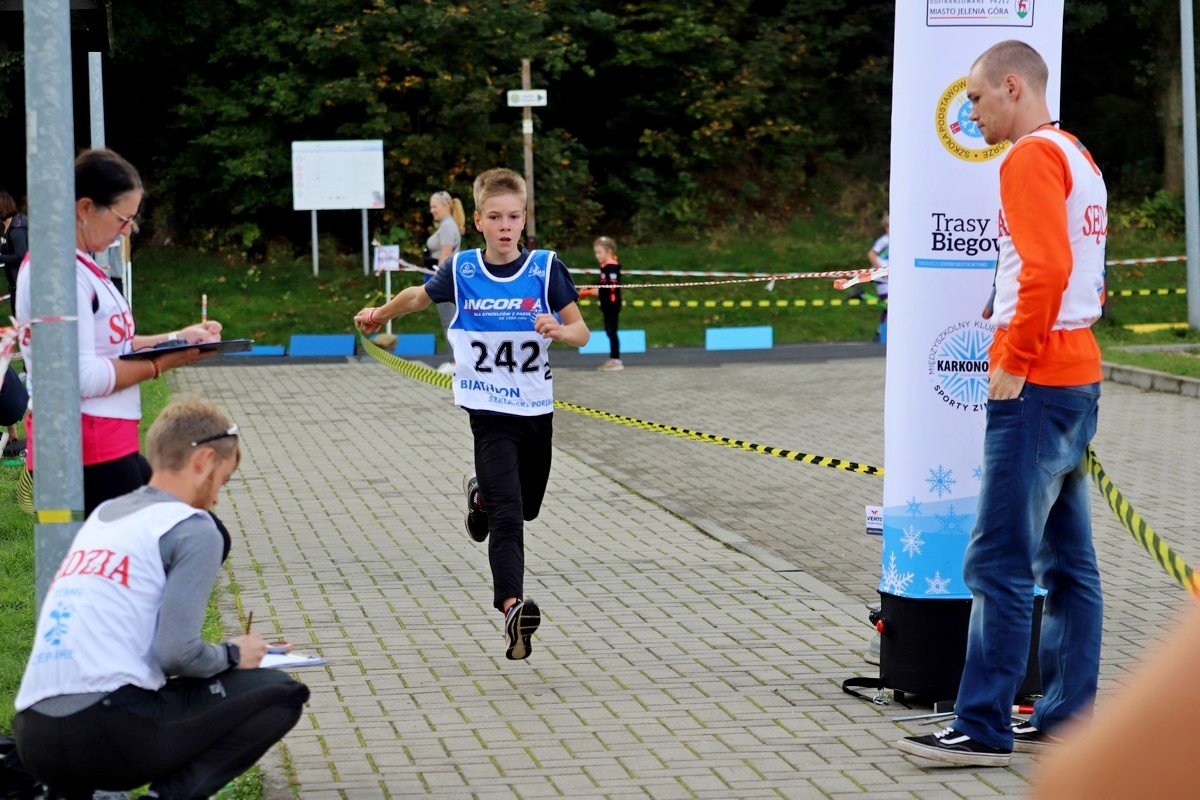 szkolni-mistrzowie-w-biathlonie-letnim-100027