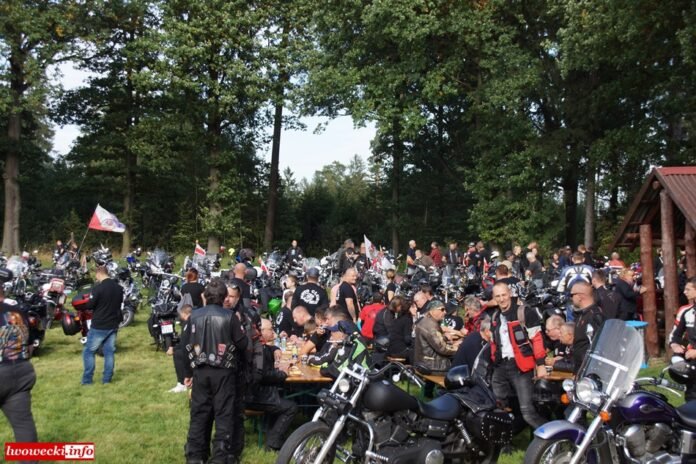 motocyklowy-koniec-sezonu-w-lwowku-100061