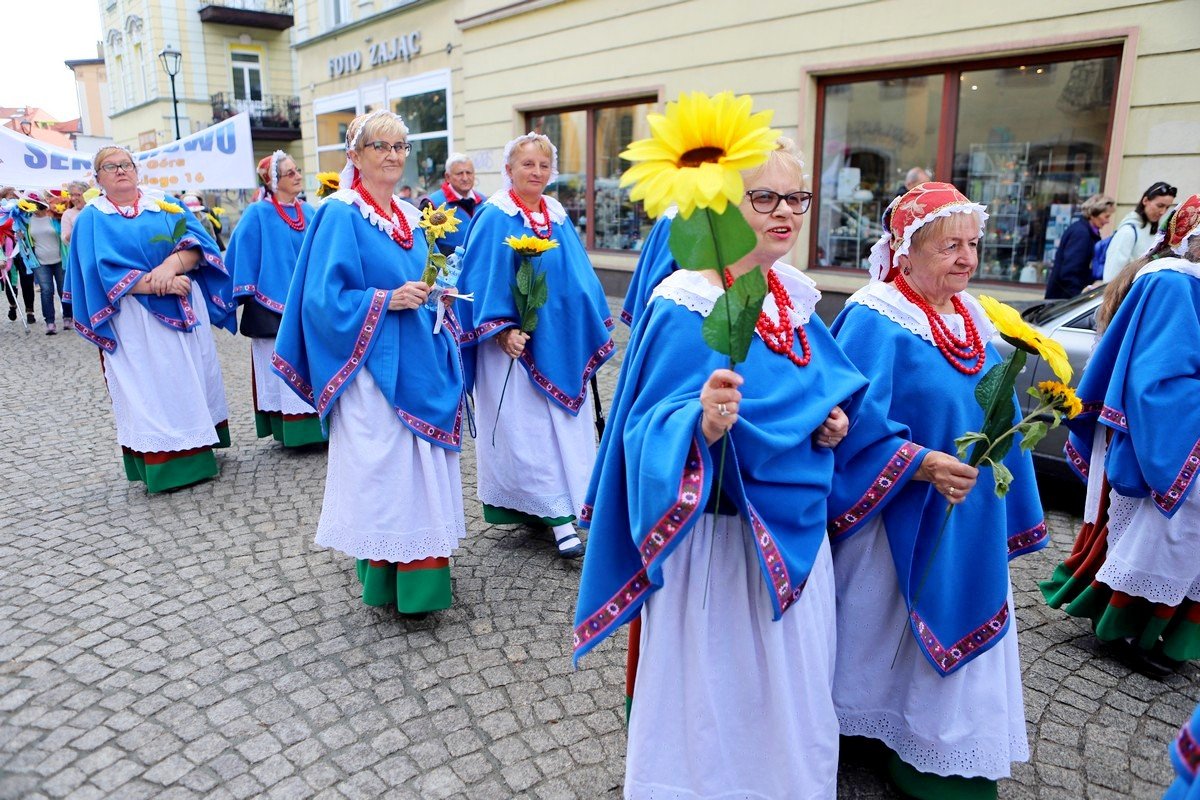 klucz-do-miasta-w-rekach-seniorow-100063
