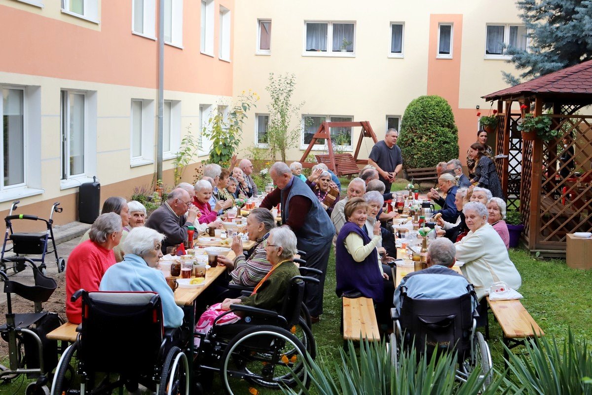 w-dps-swietuja-dzien-seniora-100115