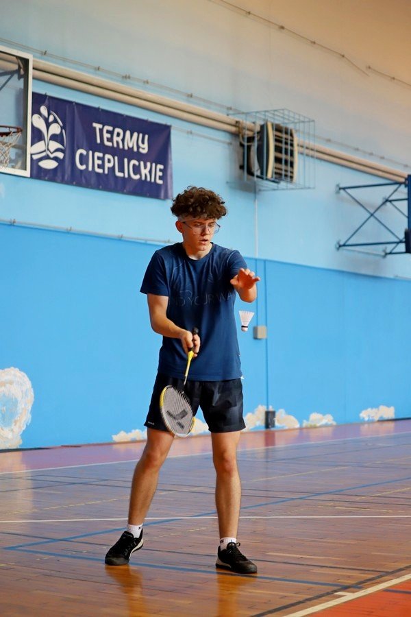 szkolni-mistrzowie-w-badmintonie-100220