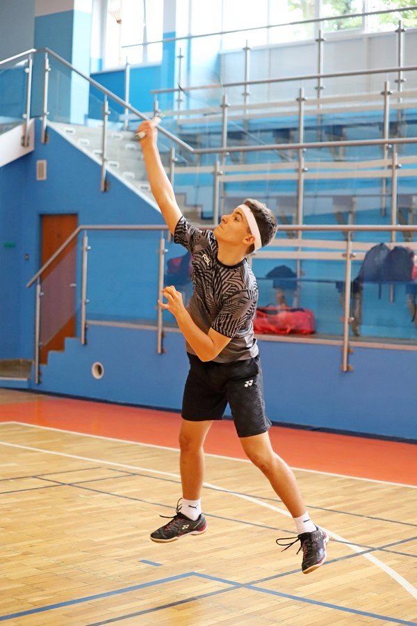 szkolni-mistrzowie-w-badmintonie-100220