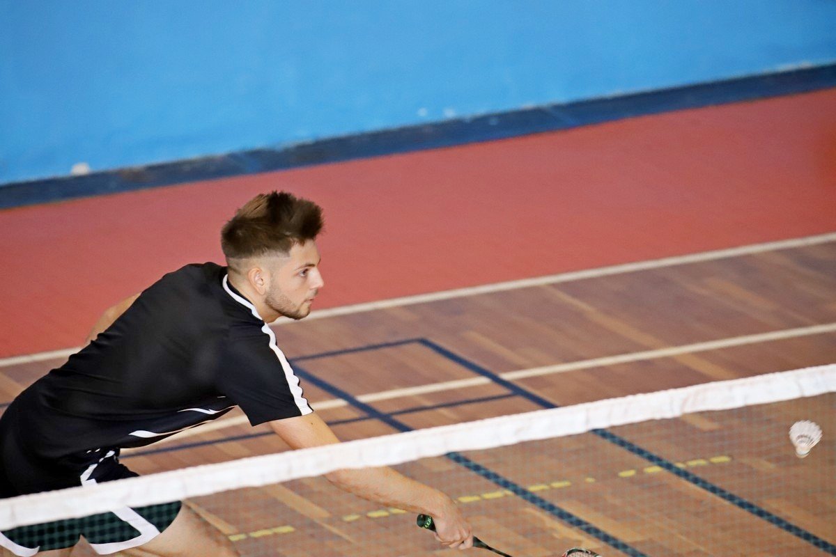 szkolni-mistrzowie-w-badmintonie-100220