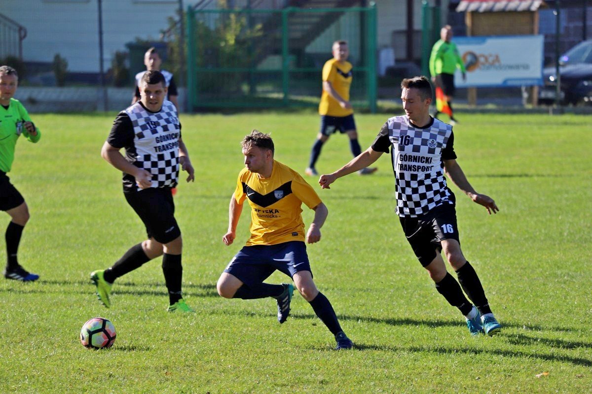 gminne-derby-z-niespodzianka-100223