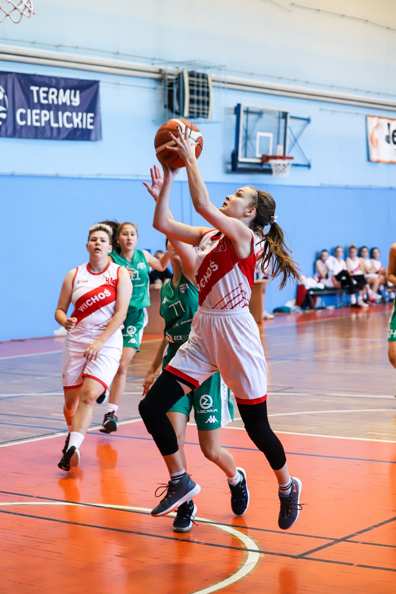 efektowna-inauguracja-sezonu-100235