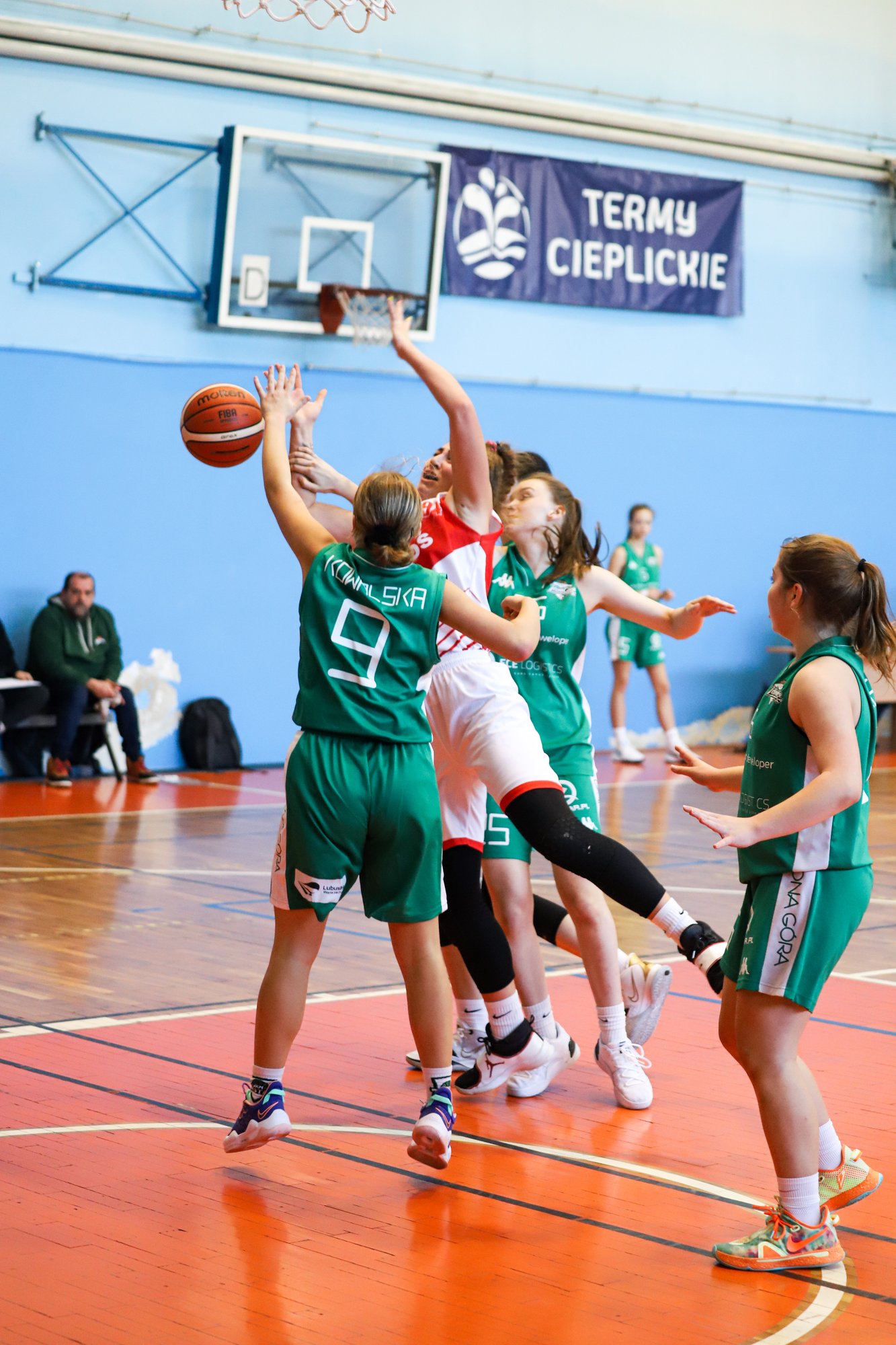 efektowna-inauguracja-sezonu-100235