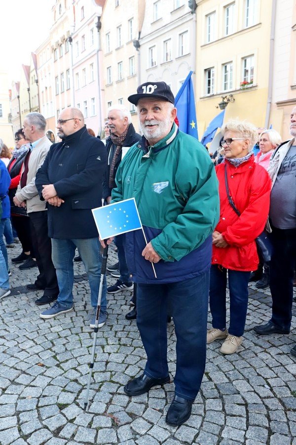 wiec-poparcia-dla-unii-europejskiej-100255