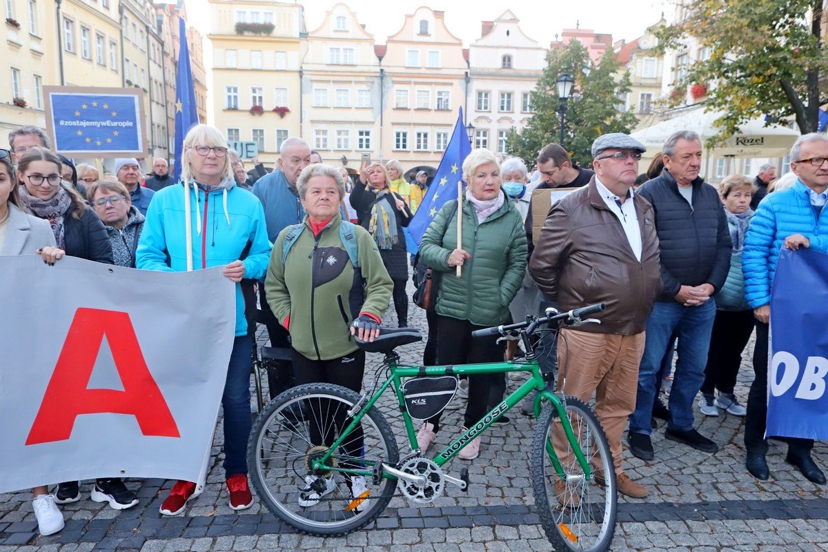 wiec-poparcia-dla-unii-europejskiej-100255
