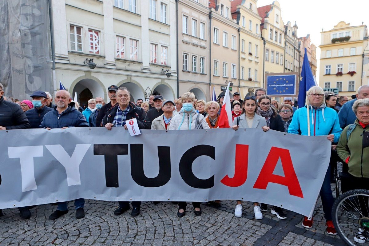 wiec-poparcia-dla-unii-europejskiej-100255