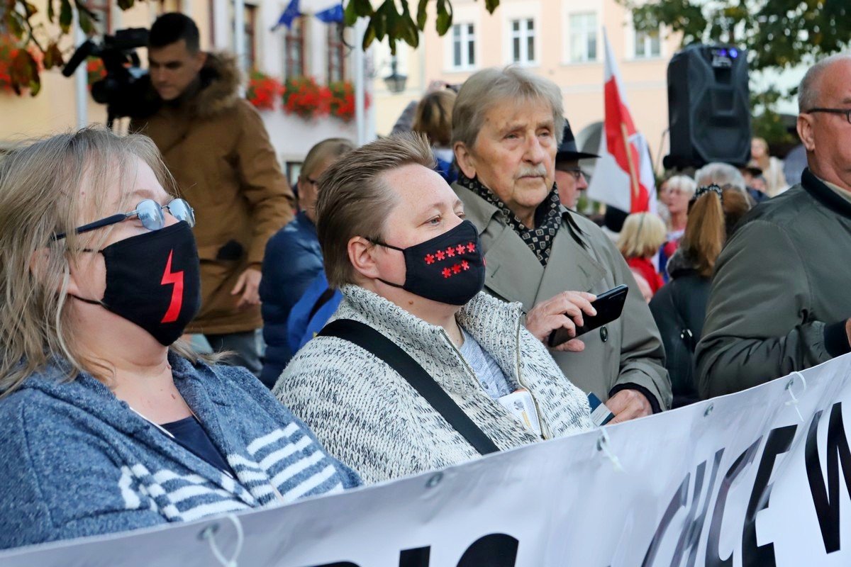 wiec-poparcia-dla-unii-europejskiej-100255