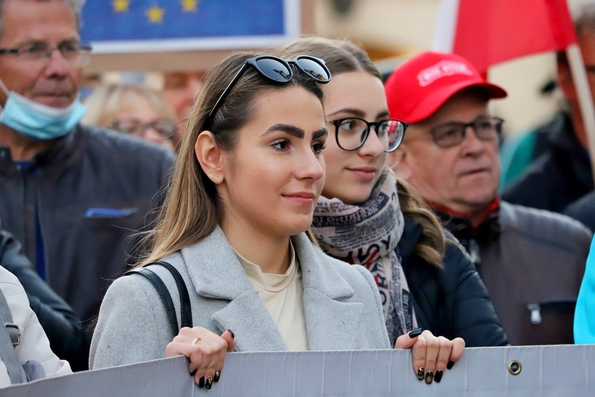 wiec-poparcia-dla-unii-europejskiej-100255