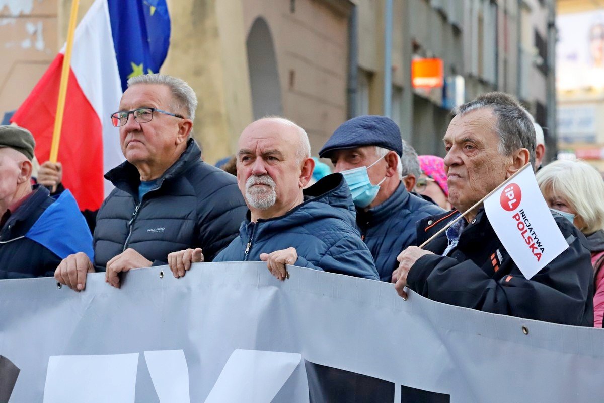 wiec-poparcia-dla-unii-europejskiej-100255