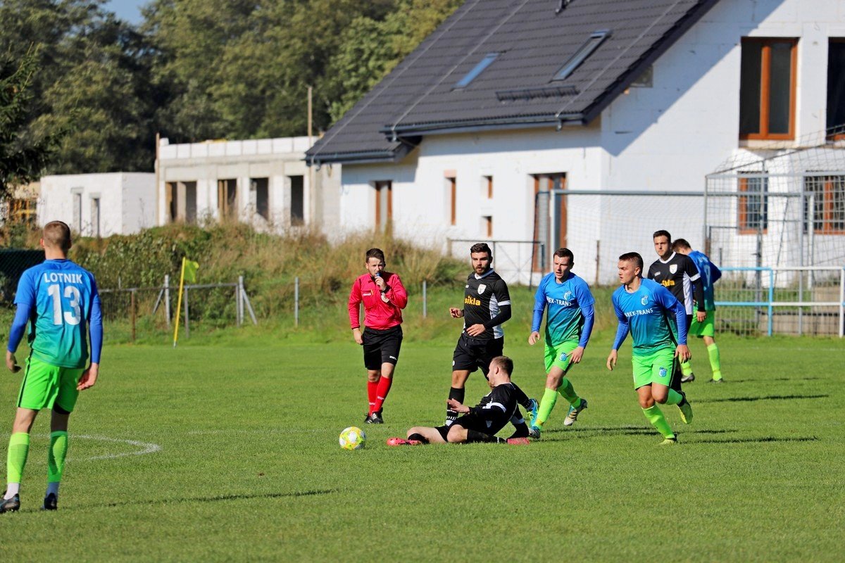 lotnik-pokona-victorie-100294
