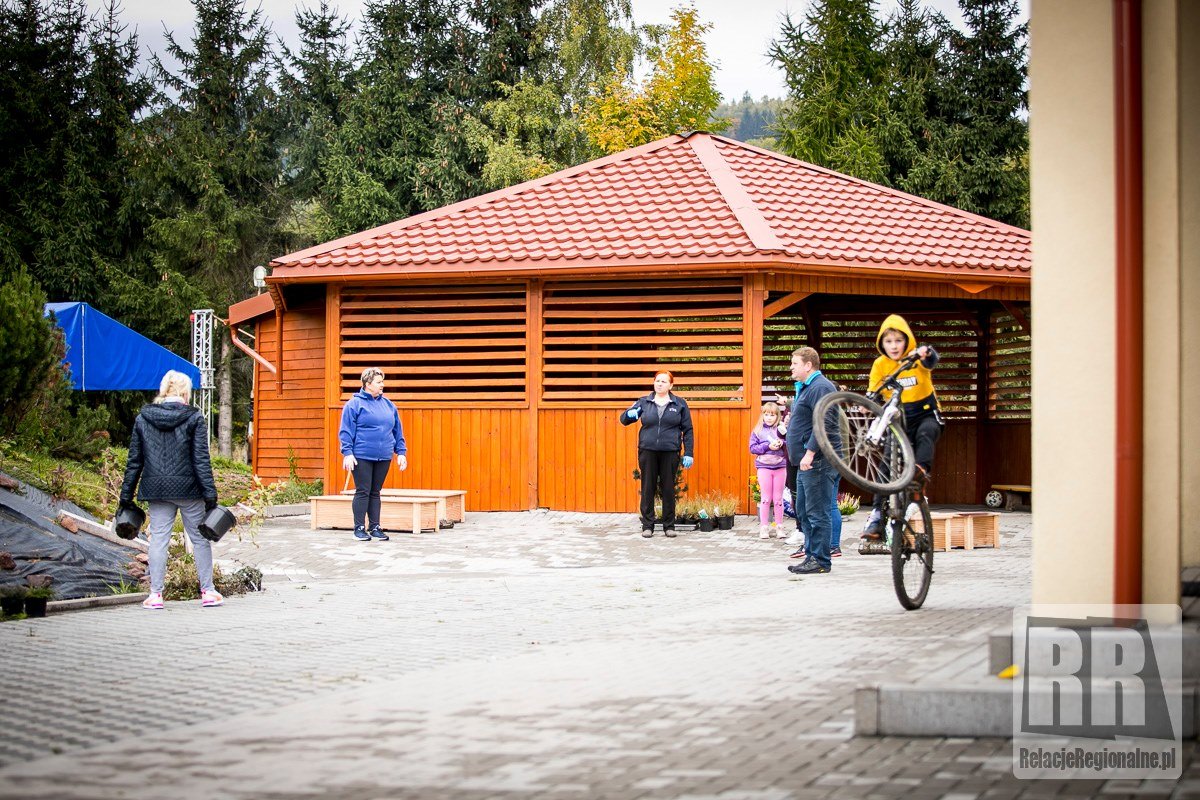 pod-wiata-jest-fajnie-100389