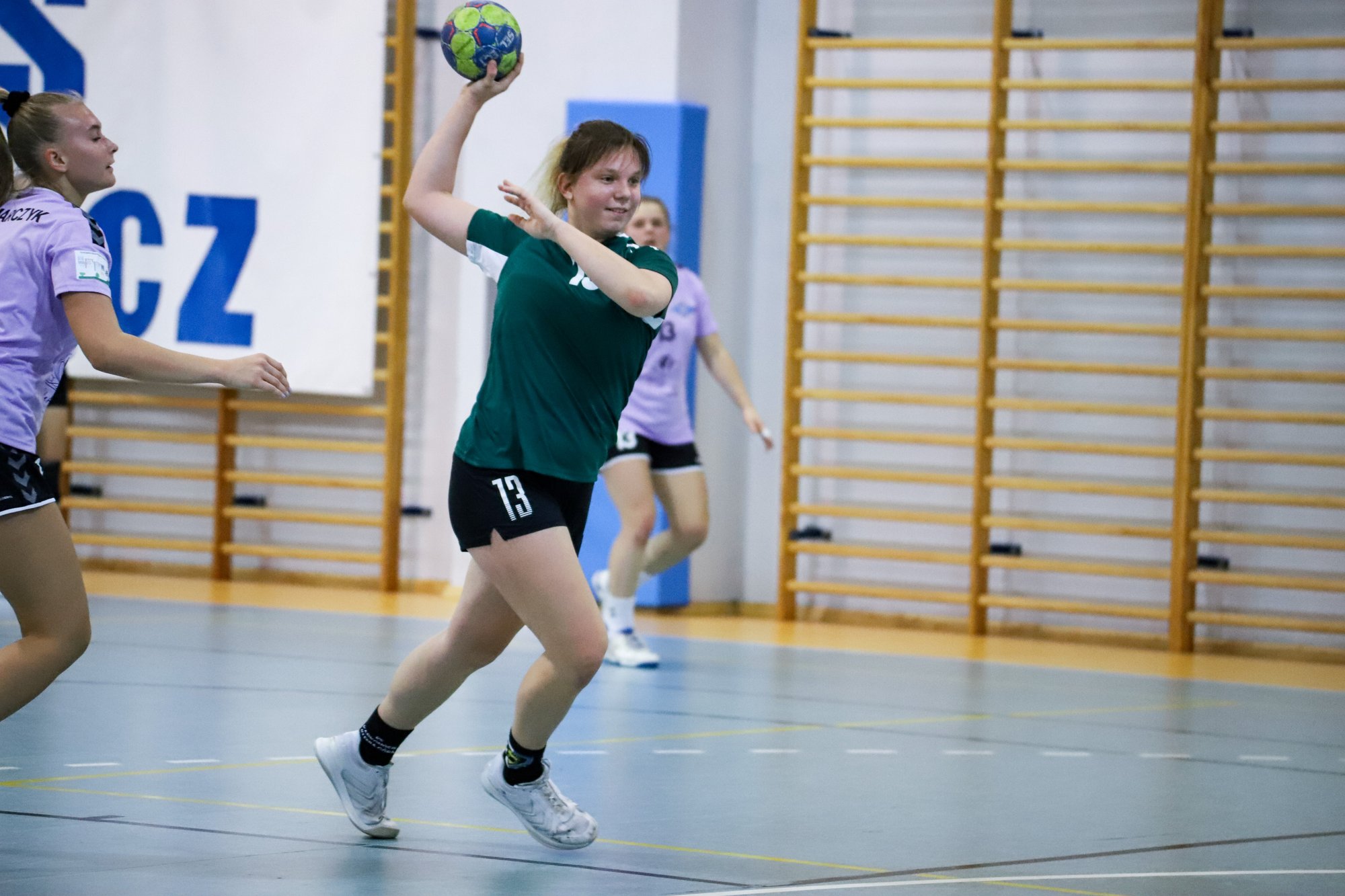 skromna-wygrana-z-victoria-100510
