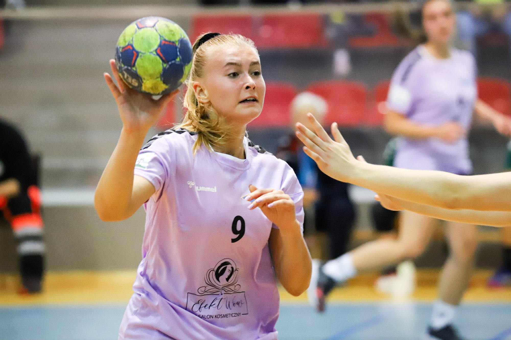 skromna-wygrana-z-victoria-100510