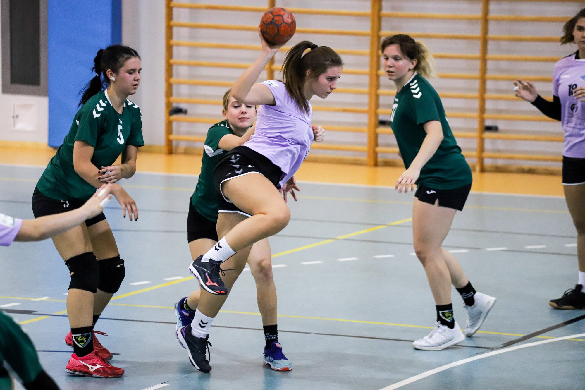 skromna-wygrana-z-victoria-100510