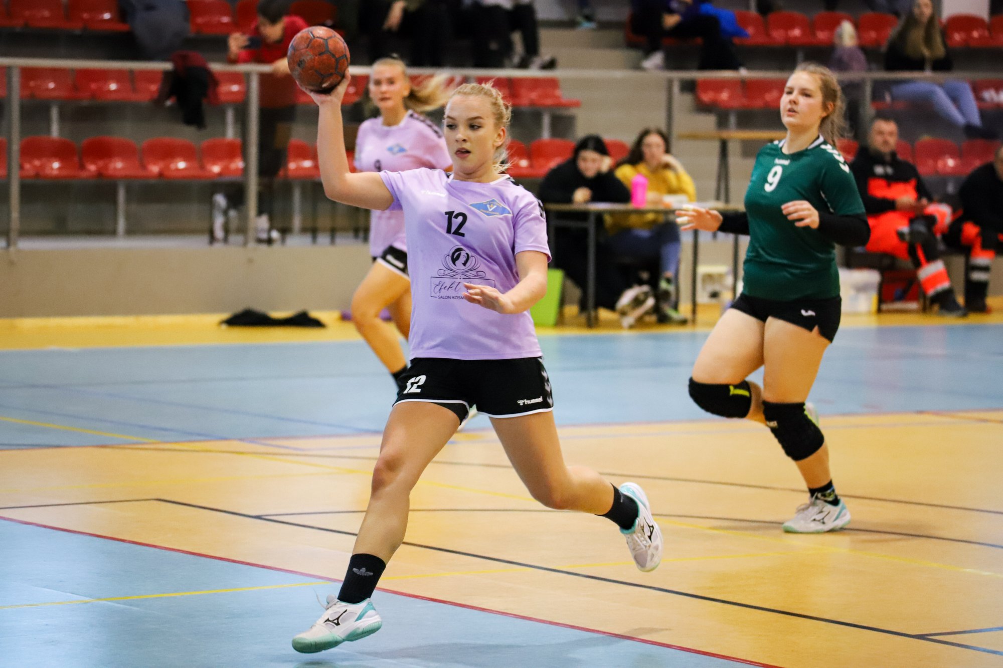 skromna-wygrana-z-victoria-100510