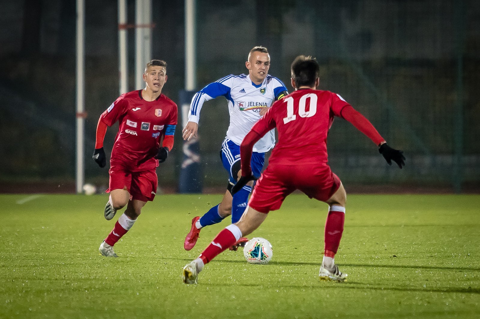 iii-liga-ucieka-100559