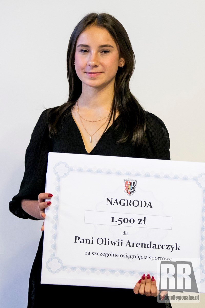 sportsmenka-nagrodzona-100619