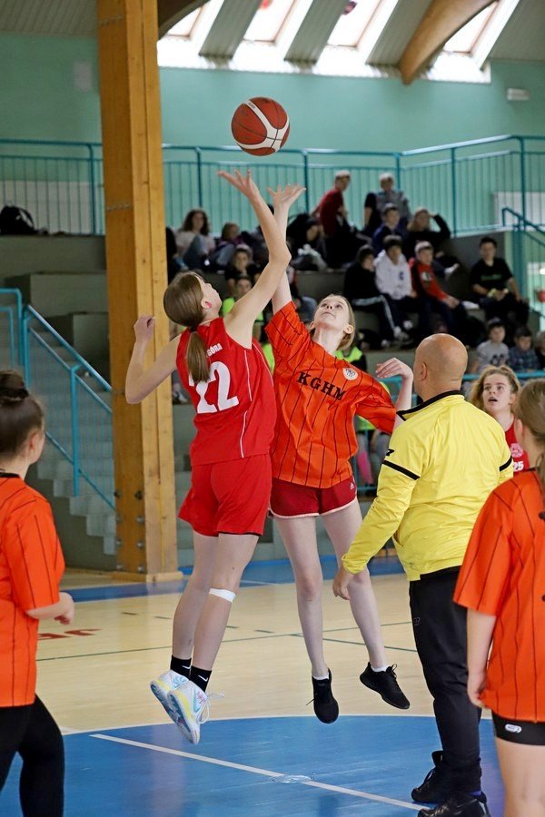 uczennice-sp-10-z-wysokimi-zwyciestwami-100882
