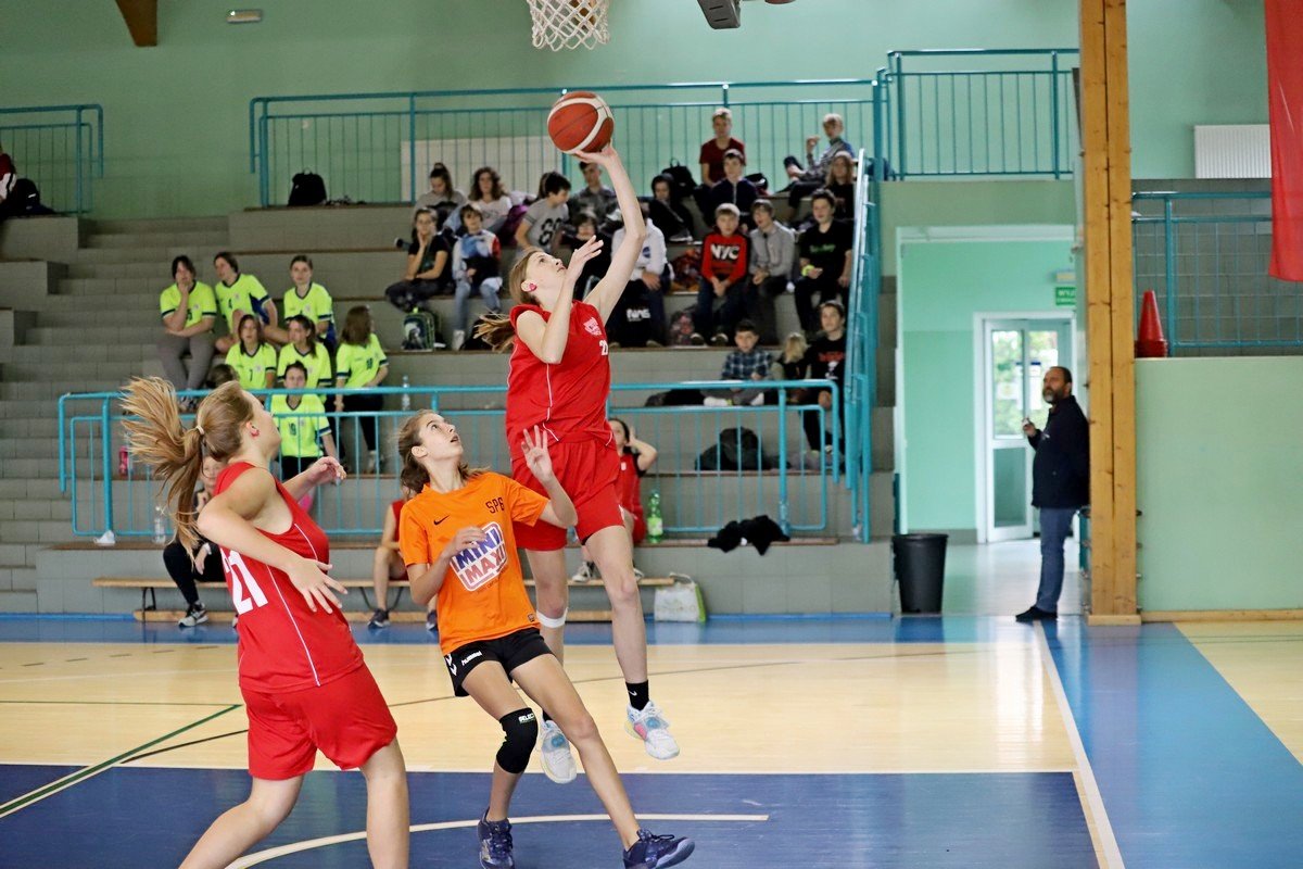 uczennice-sp-10-z-wysokimi-zwyciestwami-100882
