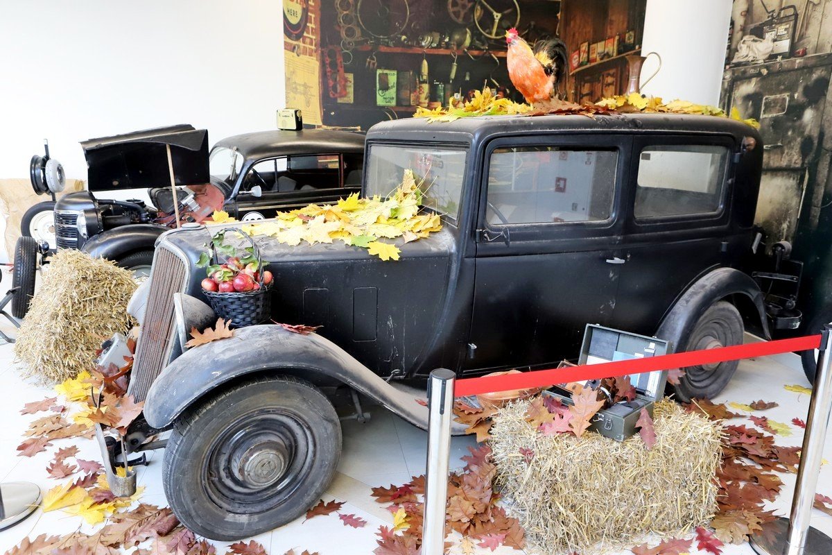 kawa-historii-w-muzeum-motoryzacji-100968