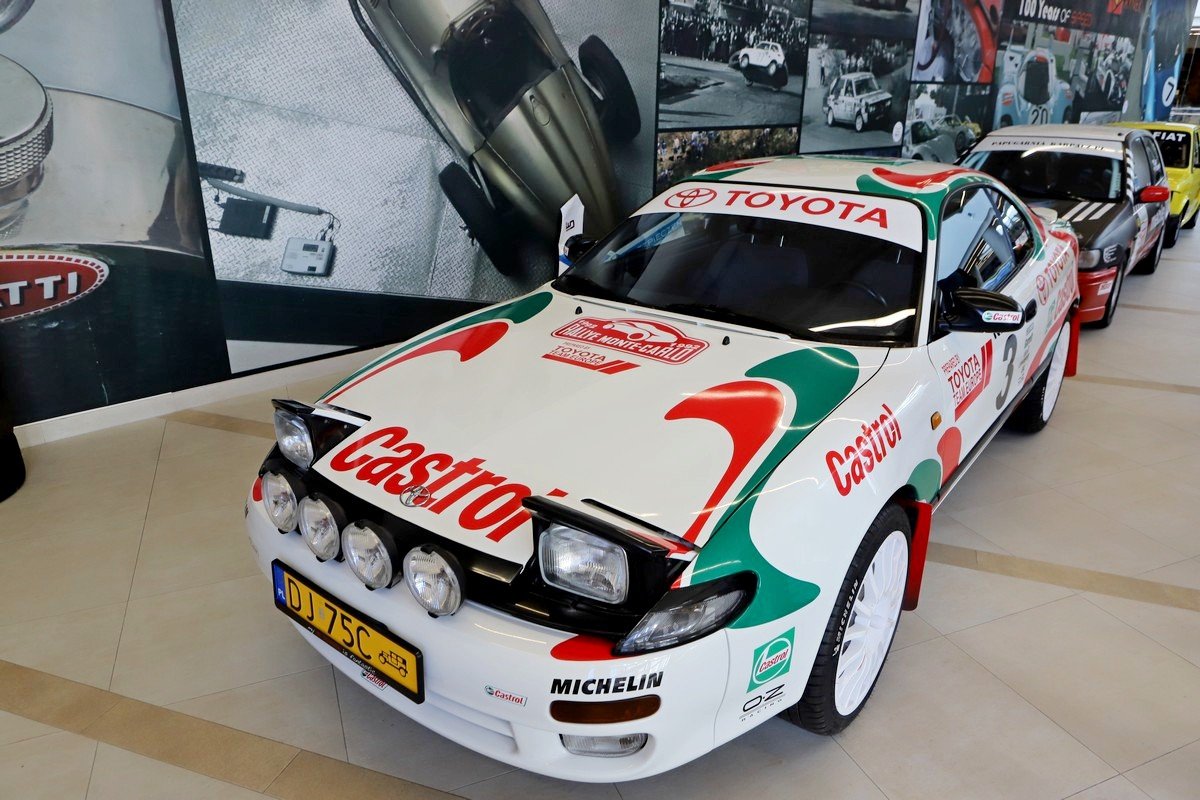 kawa-historii-w-muzeum-motoryzacji-100968