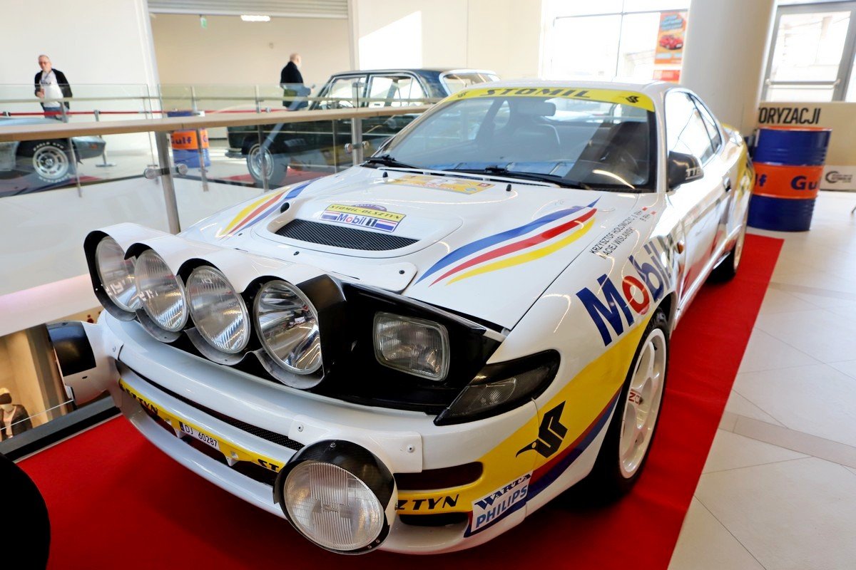 kawa-historii-w-muzeum-motoryzacji-100968