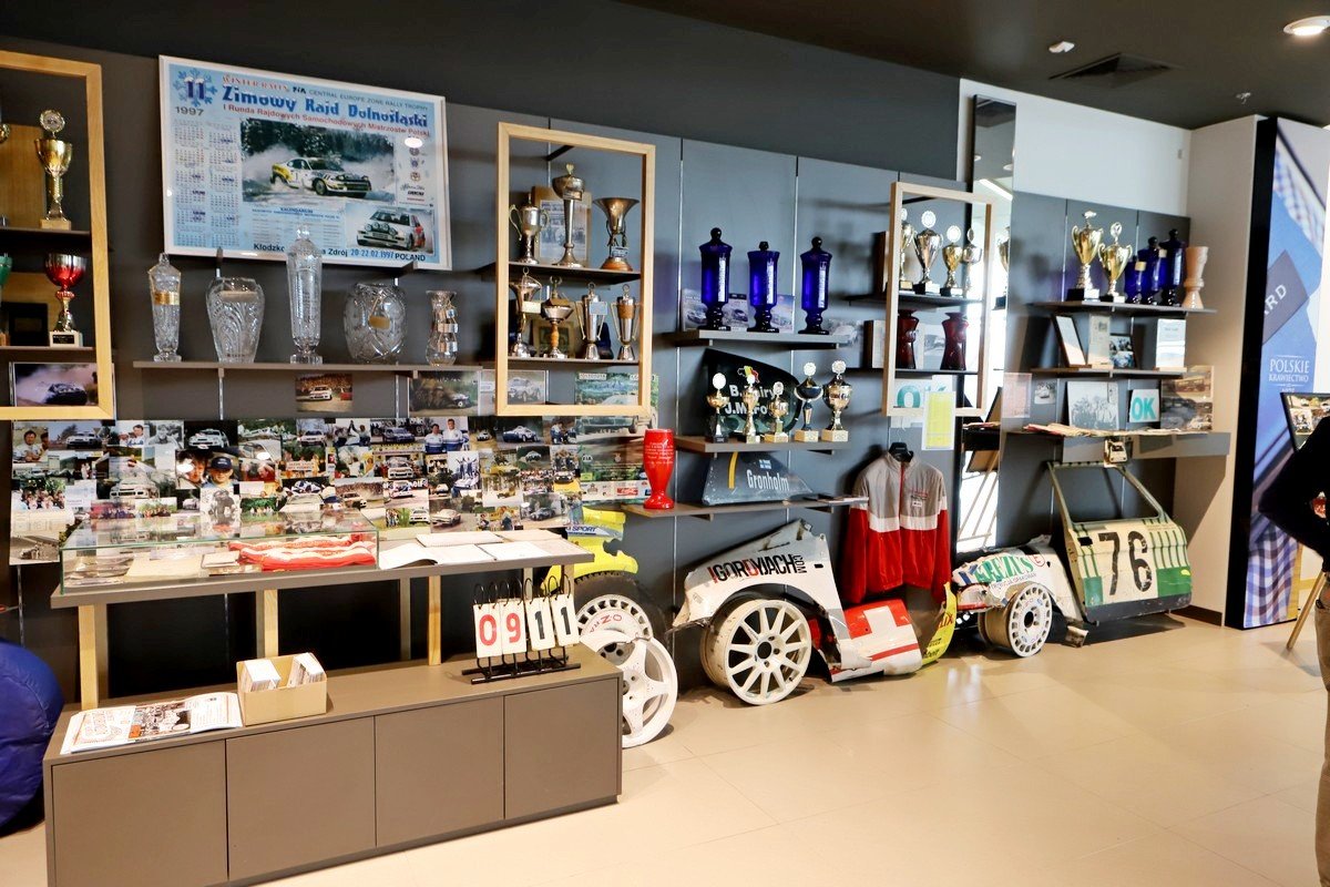 kawa-historii-w-muzeum-motoryzacji-100968