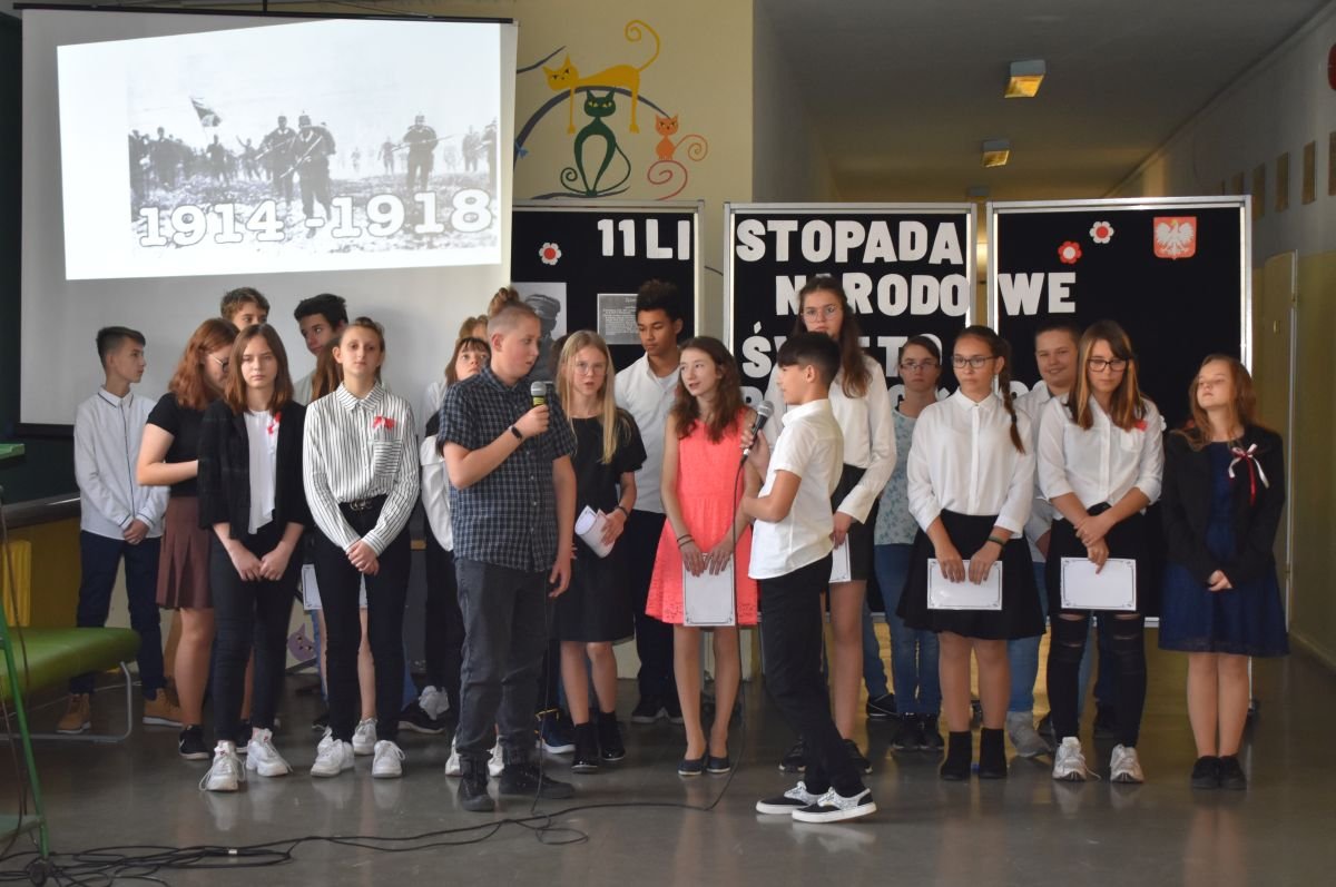 hymn-dla-niepodlegej-100983