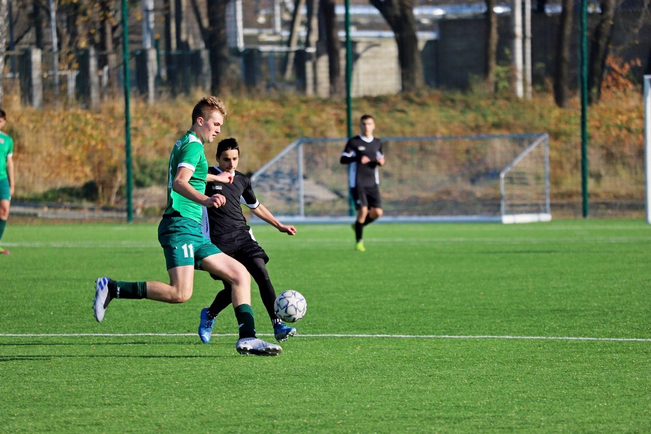 w-starciu-z-liderem-odrobili-straty-od-03-101032