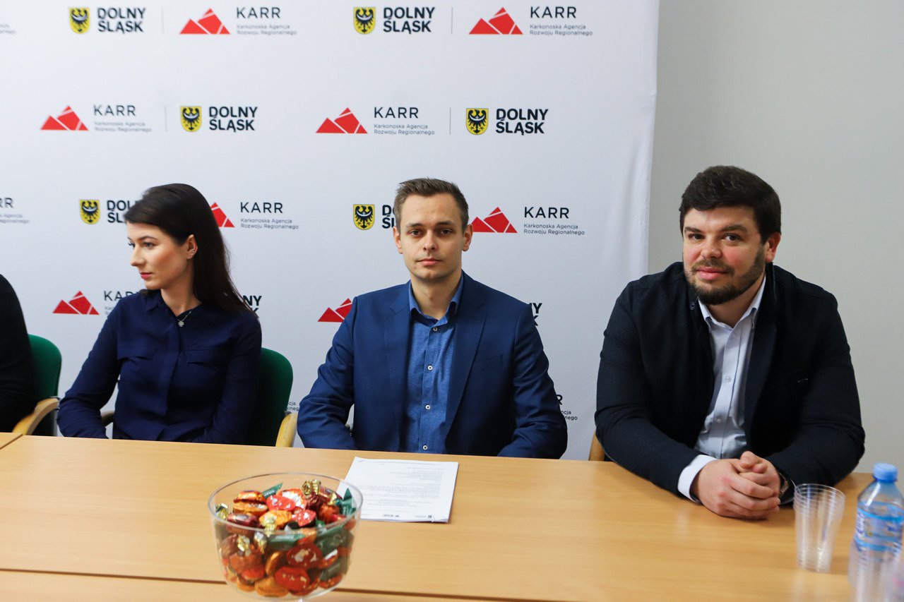 skorzystali-ze-wsparcia-karru-101161