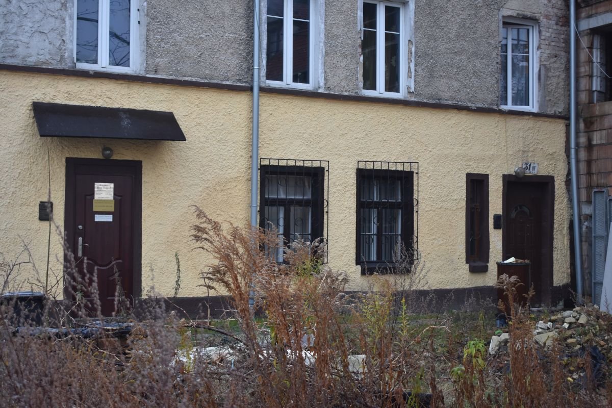 uciazliwe-sasiedztwo-101168